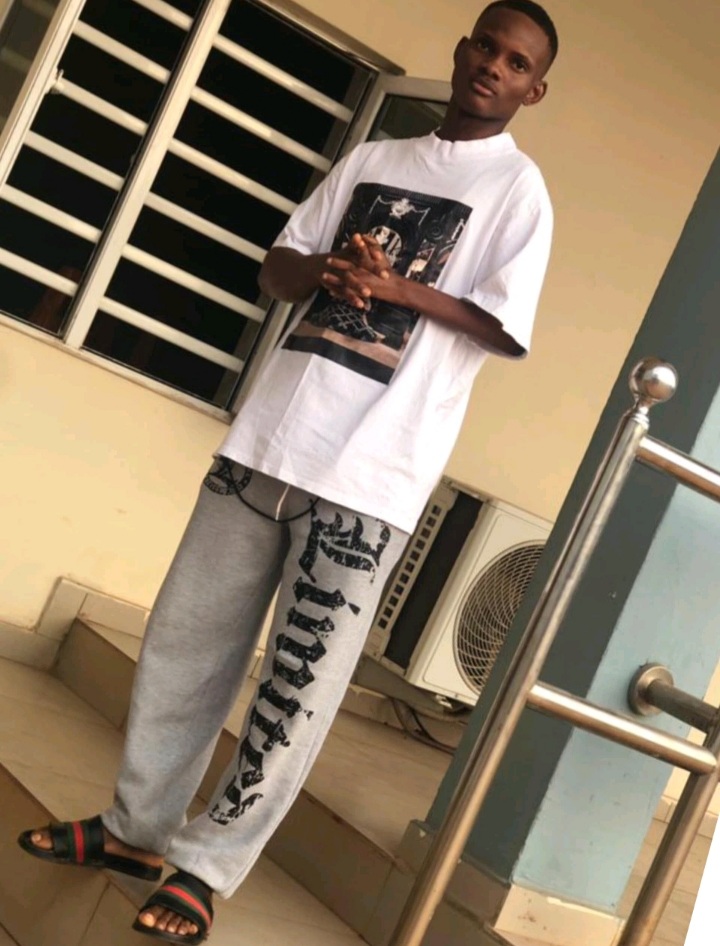 oshodinpeculiar