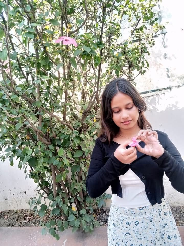 kristinadahal — new content creator on Vicomma