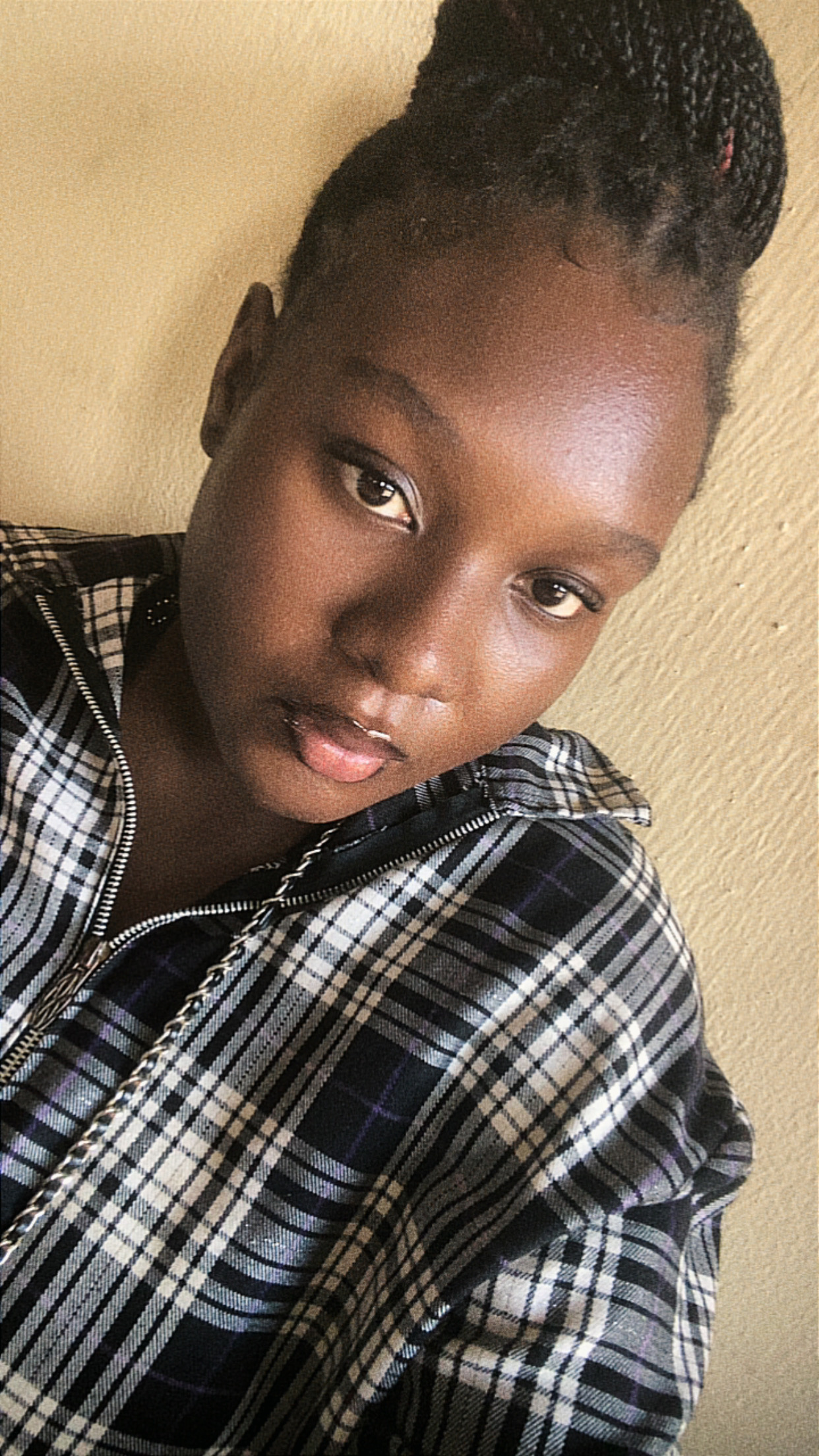ovueketejere — new content creator on Vicomma